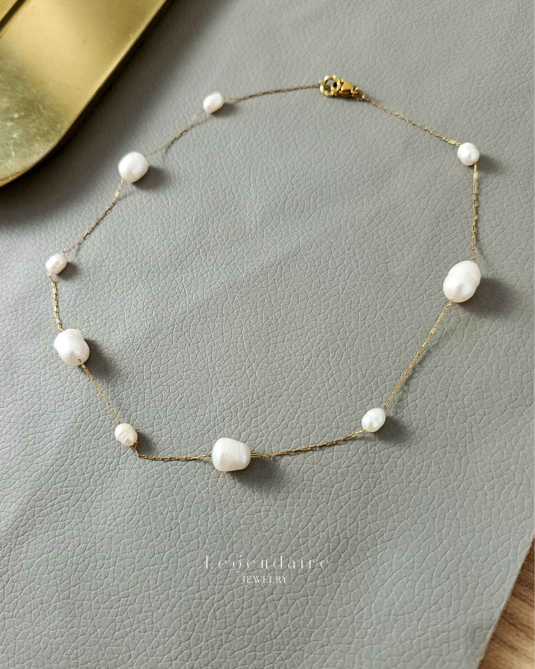 Floating Pearl Necklace