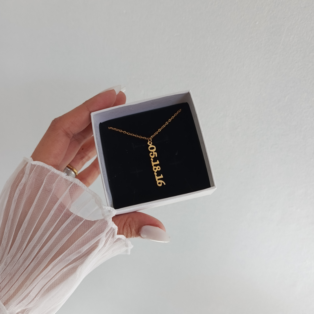 Vertical Name Necklace