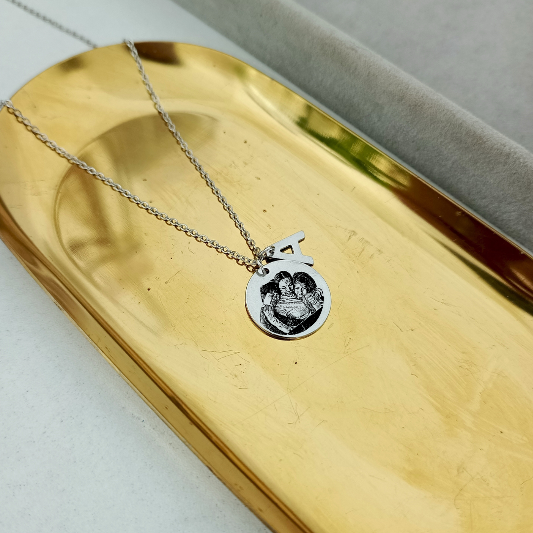 Moments Photo Engraved Necklace (silver)
